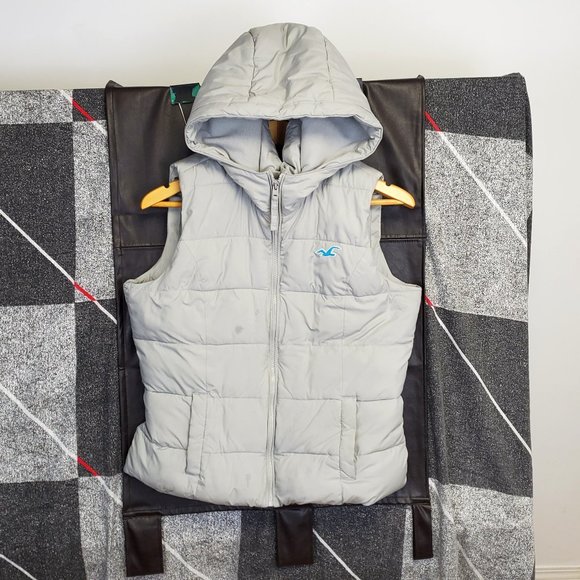 Hollister Vest size youth L or adult S - Picture 1 of 7
